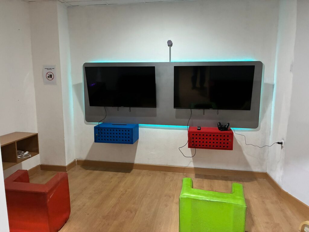Sala-gaming-espacio-alegria-eventos-navalmoral